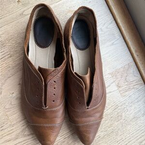 Classic Brown Leather Women’s Shoes